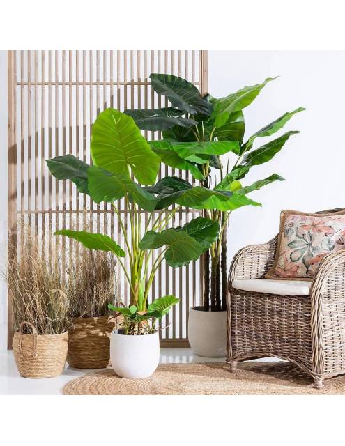 Añade un toque natural y de frescura a tu hogar con nuestra Planta Artificial Decorativa Madre Selva.